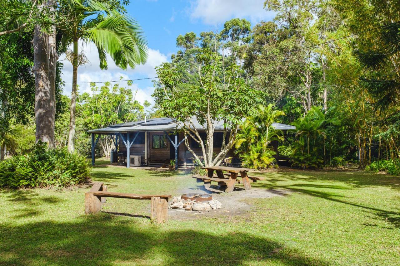 Getaways At Byfield Villa Exterior photo