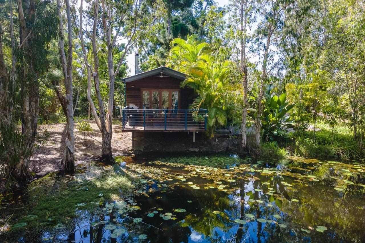 Getaways At Byfield Villa Exterior photo