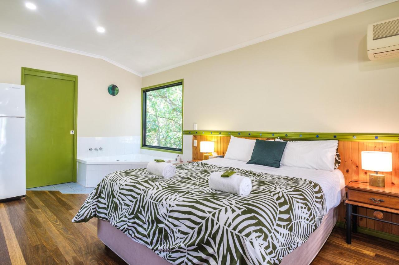 Getaways At Byfield Villa Exterior photo